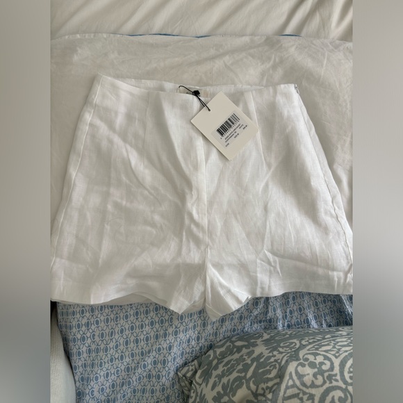 NWT DISSH White Linen Shorts Size 4 - Picture 2 of 2